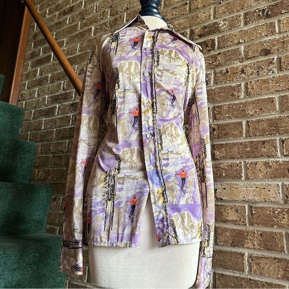 VTG 70s Retro Repeat Ski Slopes Scene Light Purple Dagger Collar Shirt - Picture 3 of 9